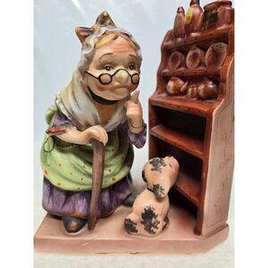 Old Mother Hubbard Figurine By Enesco - Hand-Painted Porcelain Vintage 7 in High